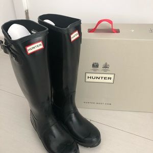 Hunter rain boots black